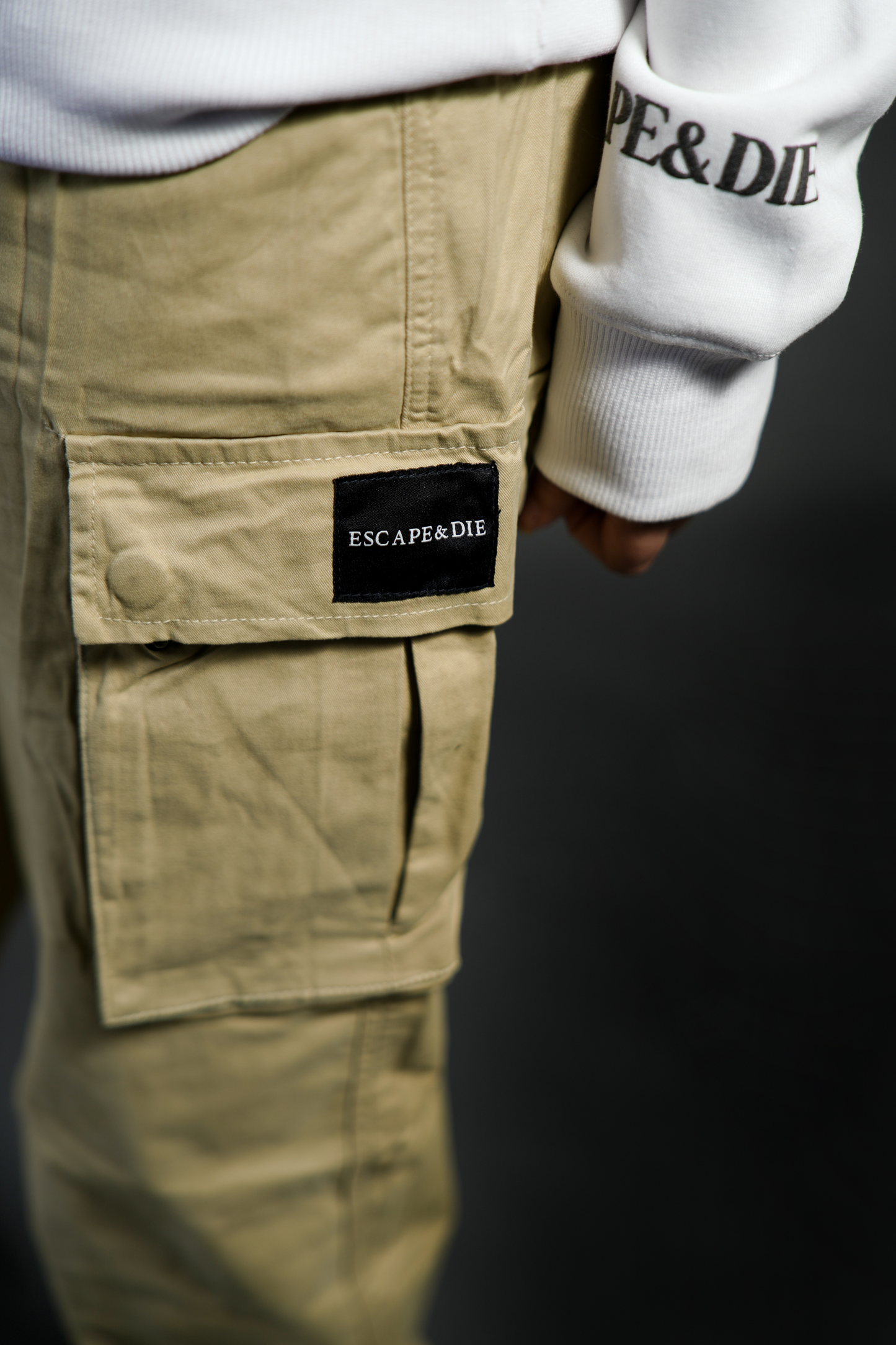 6 Pocket Cargo pants - Regular Fit