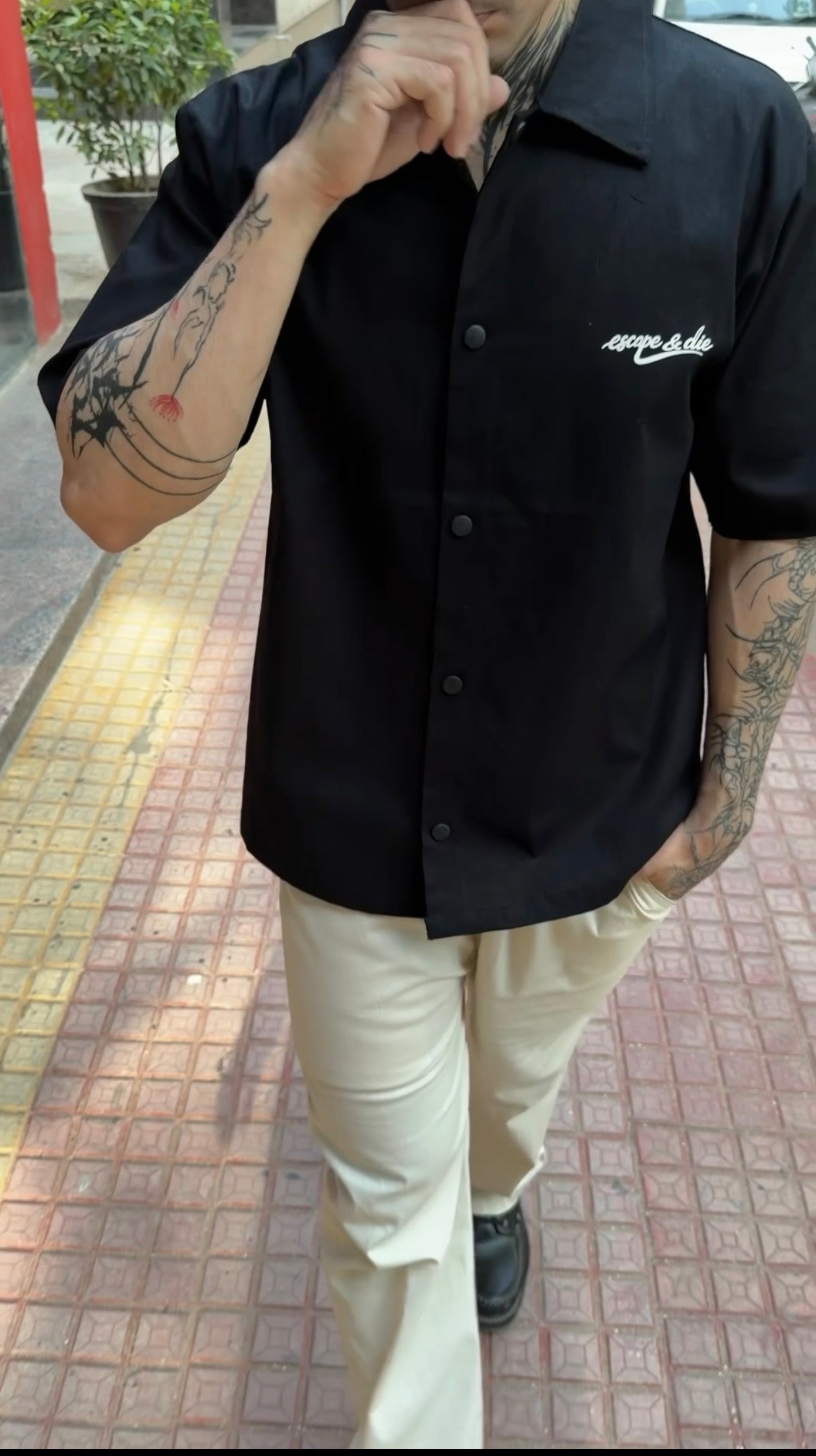 MIDNIGHT BLOOM LINEN SHIRT (BLACK)-thumbmail-6